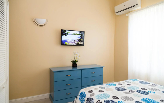 Choose To Be Happy at The Westbury - Two Bedroom Apartment