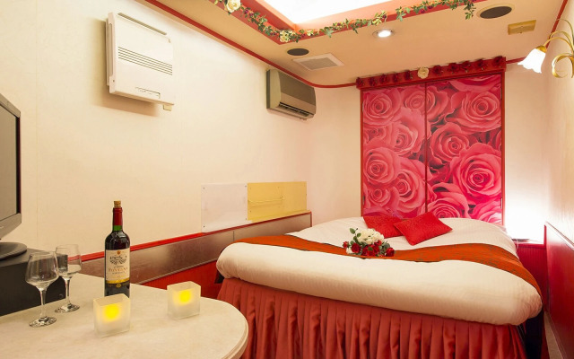 HOTEL Gallery - Adults Only