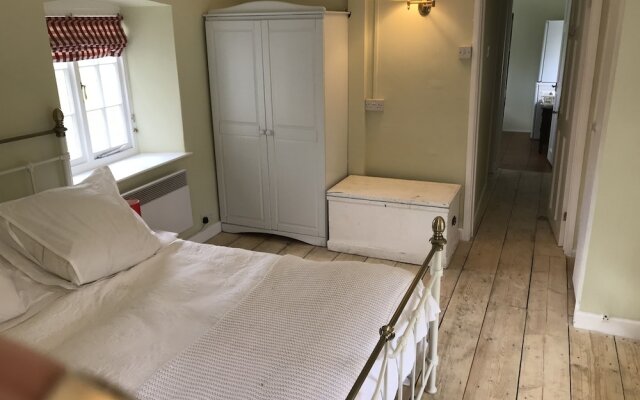 Beautiful & Captivating 1-Bed Cottage near Bruton