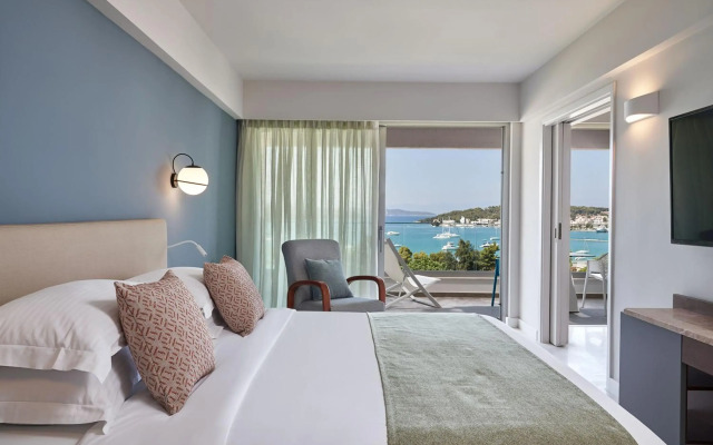 AKS Porto Heli