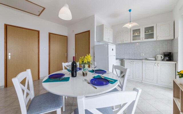 Awesome Home in Pula With 4 Bedrooms and Wifi