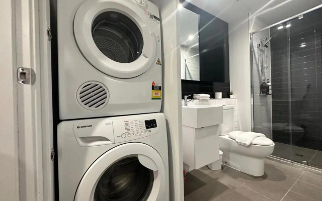 Pleasant Terrace 3BR 2BA WIFI City view