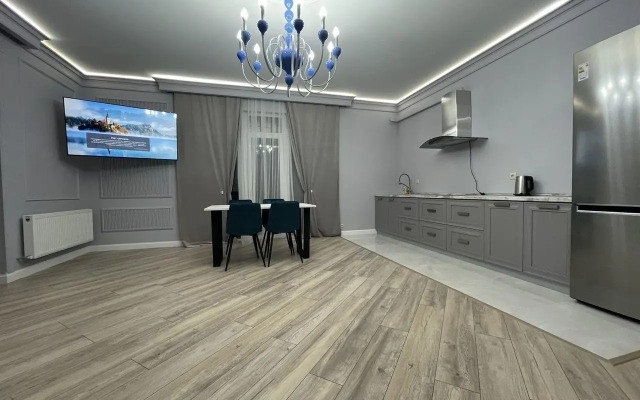 Апартаменты на улице Времена Года 15