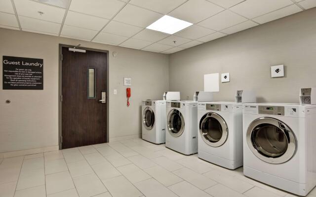Homewood Suites by Hilton TechRidge Parmer @ I-35