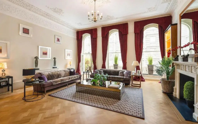 Grand Ambassadorial Duplex Apartment Hyde Park