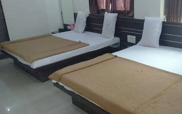 Hotel Shri Govind