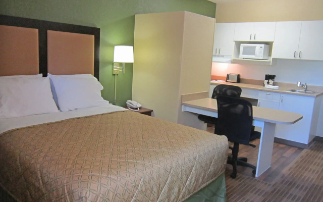 Studio 6 Extended Stay Rochester Greece NY
