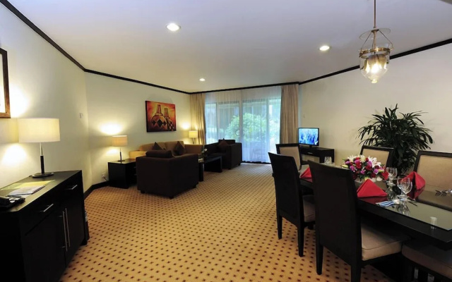 Hotel Borobudur Jakarta – Guest Rooms – Jakarta