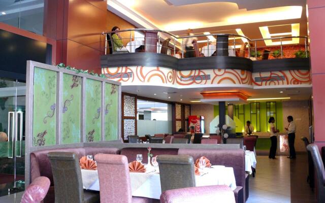 Hotel Gateway Grandeur
