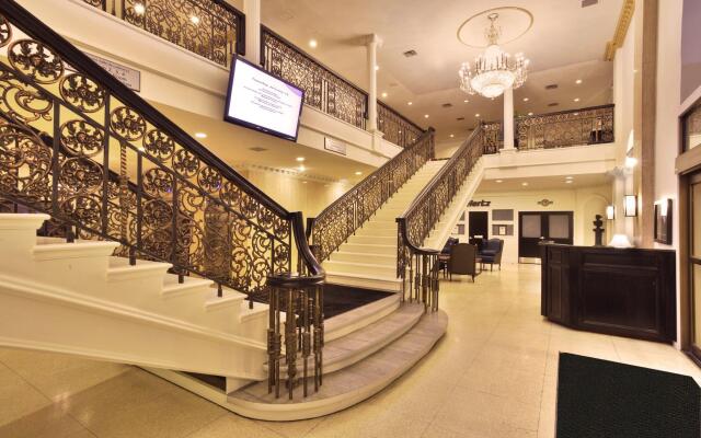 Crowne Plaza Fredericton-Lord Beaverbrook by IHG
