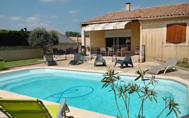 Villa With 3 Bedrooms in Montfrin, With Private Pool, Enclosed Garden
