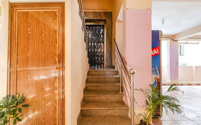 FabHotel Seven Inn Home Stay