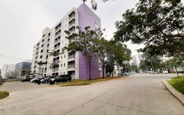 Cozy and Contemporary Studio Apartment at Aeropolis Residence