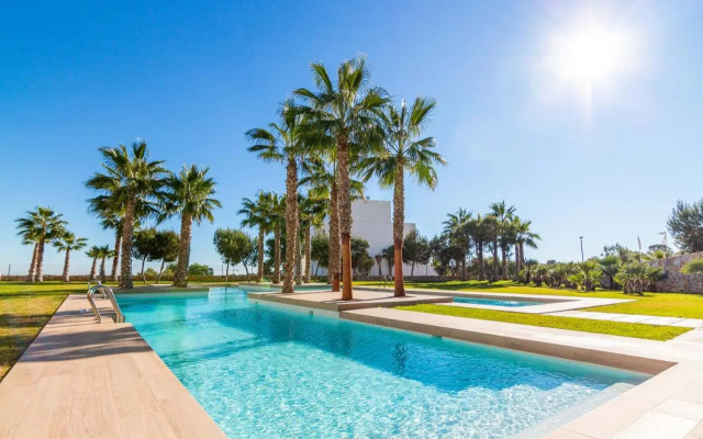 Las Colinas Golf, Luxury Penthouse