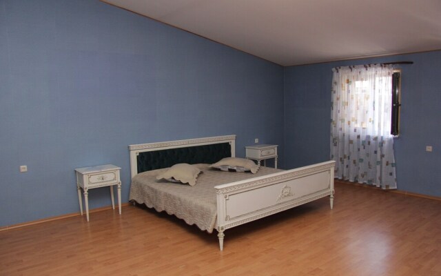 Rafael Hostel