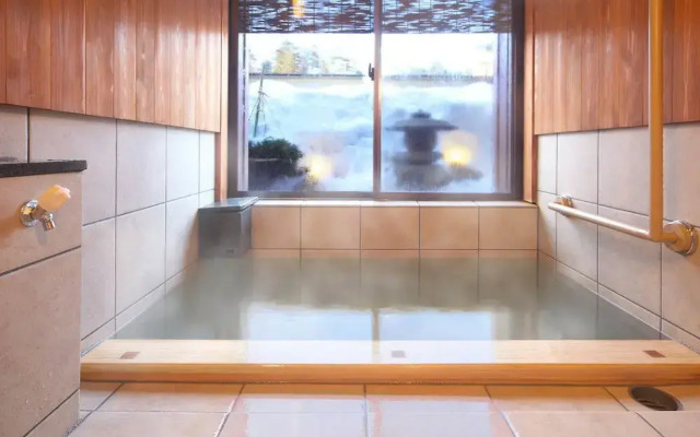 Kusatsu Onsen EKINARIYA RYOKAN