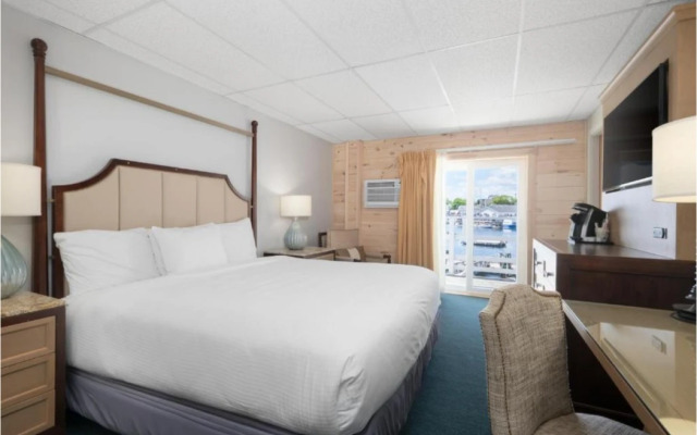 Boothbay Harbor Inn