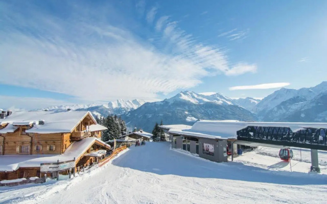 Panorama Chalet 8