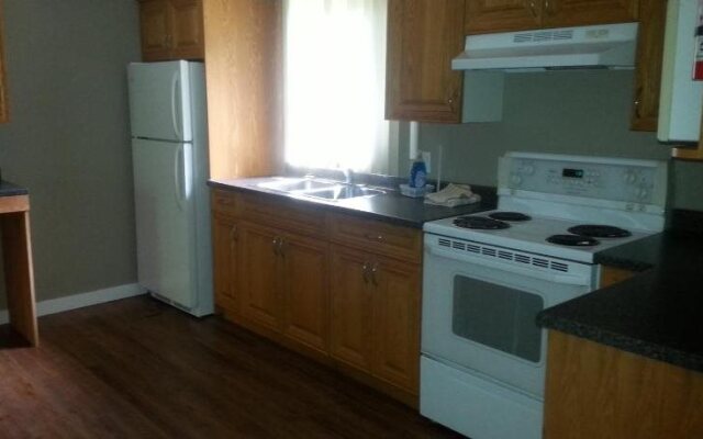 Clearwater Country Inn & RV Park