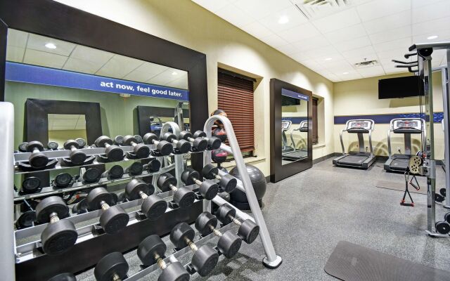 Hampton Inn & Suites Milwaukee/Franklin