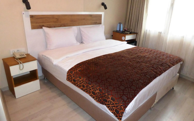 Taya Hatun Hotel