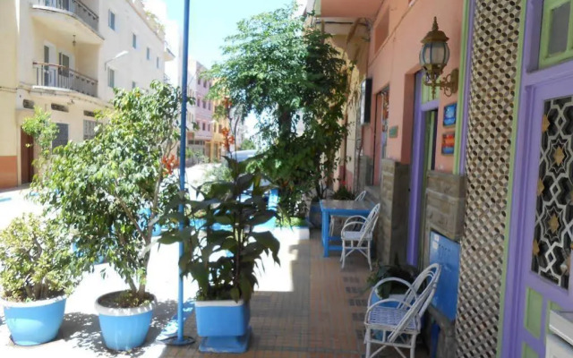 hotel belle vue zillis
