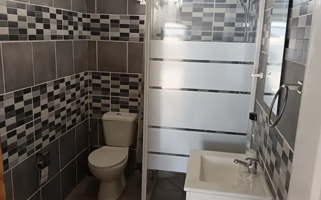 Tropicana Holiday Apartments