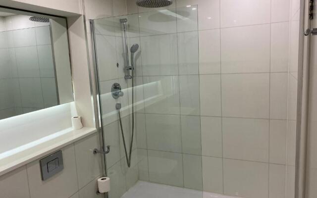 Axiom Park Hotel