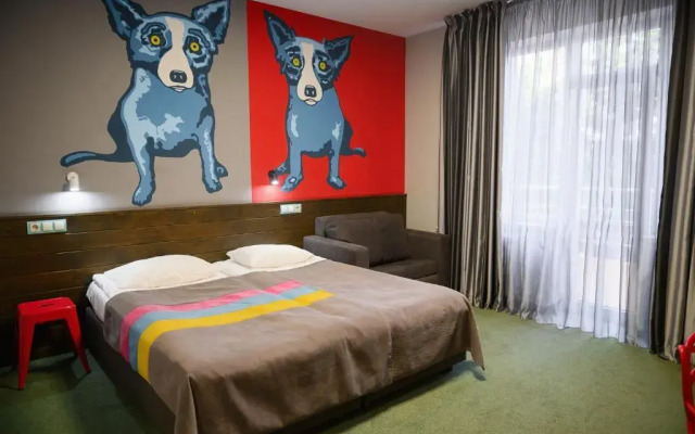 Emigrand Art Hotel