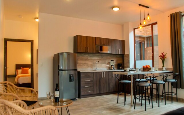 Toucan Platinum Suites Aparthotel
