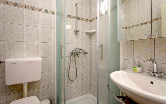 Amazing Home in Medulin With Wifi and 1 Bedrooms