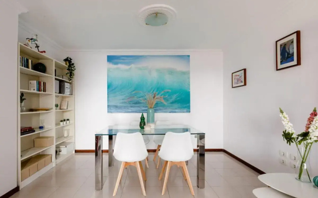 Santa Cruz Harbor Views: seaside prime location