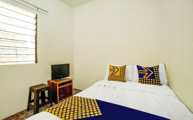 SPOT ON 91615 Arumba Guest House Syariah