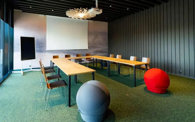 ibis Tallinn Center