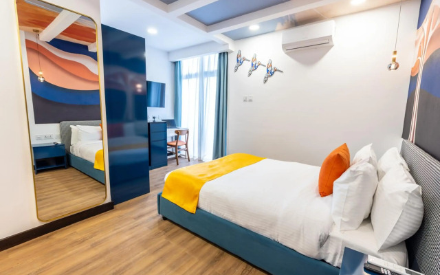 Kingfisher Nest Hotel Suites