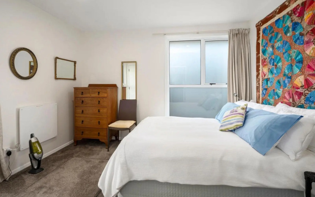 Plum Tree Cottage - Turangi Holiday Home – Guest Rooms – Turangi
