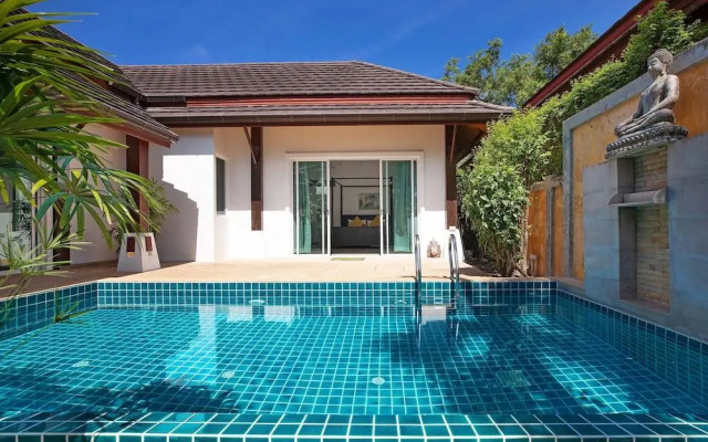 3BR Pool Villa Prima Near NaiHarn Beach
