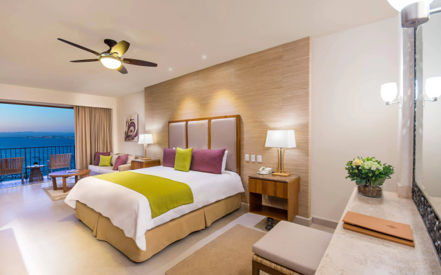 Almar Resort Luxury Beach Front Experience
