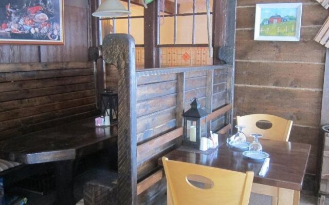 Salmon River Country Inn