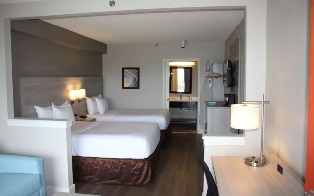 Boca Suites Deerfield Beach, SureStay Collection by BW