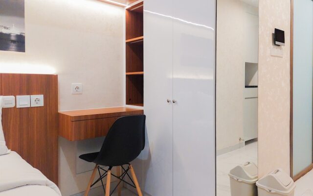 Fully Furnished And Simply Studio At Sky House Bsd Apartment