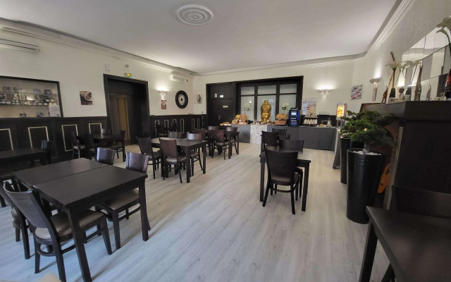 Brit Hotel Confort Auclair Gueret