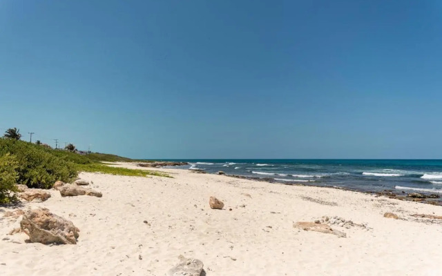 ISLA MUJERES MAYAKITA LUXURY VILLA with ROOFTOP JACUZZI