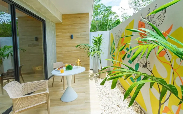 Spacious Apartment With Terrace and Rooftop Pool