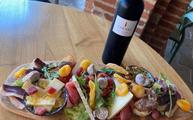 Chambre d h¿tes ind¿ndante Jacuzzi Cave Bar SUITE 785