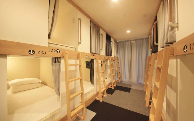 Centurion Ladies Hostel Ueno Park - Caters to Women