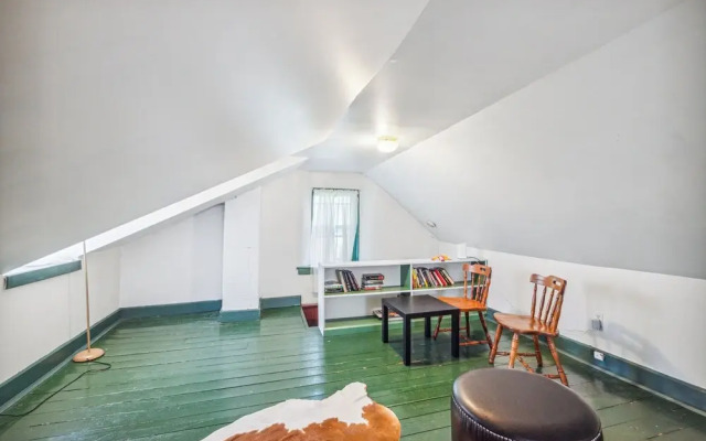 Cozy Home Best Location In Town On 7 Private Acres 2 Bedroom Cottage by Redawning