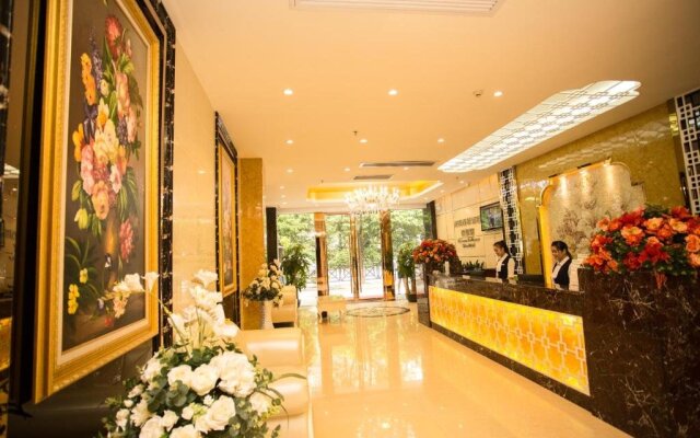 Huaming Hotel