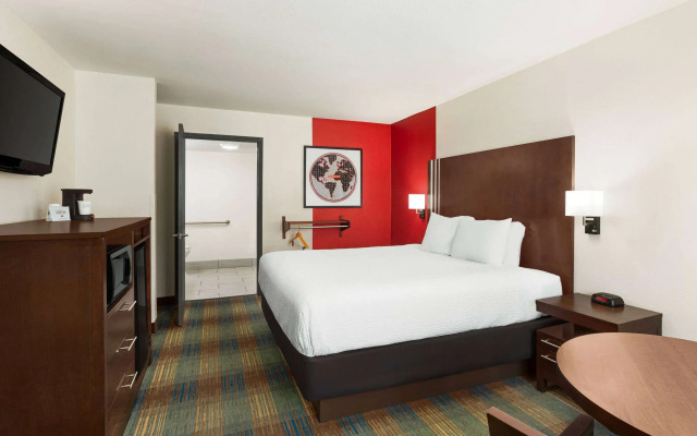 Ramada by Wyndham San Antonio Near SeaWorld/Lackland AFB