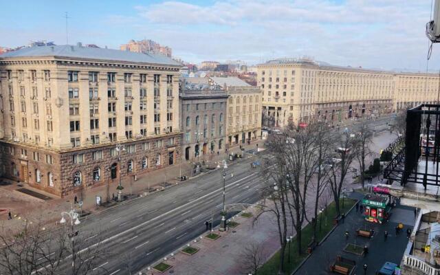 Amazing view of Khreshchatyk!